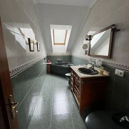 El Piso De Bea * ピエドラス・ブランカス